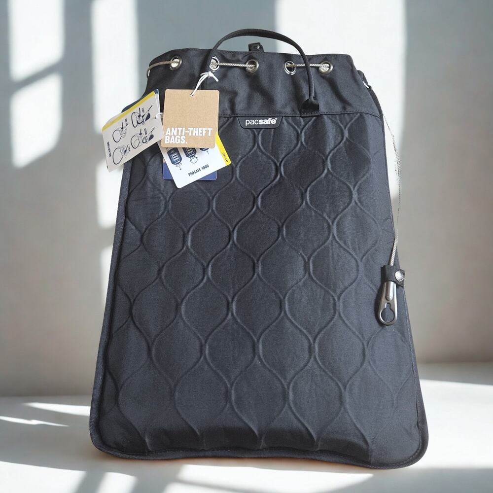 Pacsafe Travelsafe GII 12L Portable Safe Black Anti-Theft EXOmesh NWT No Lock - Picture 11 of 11